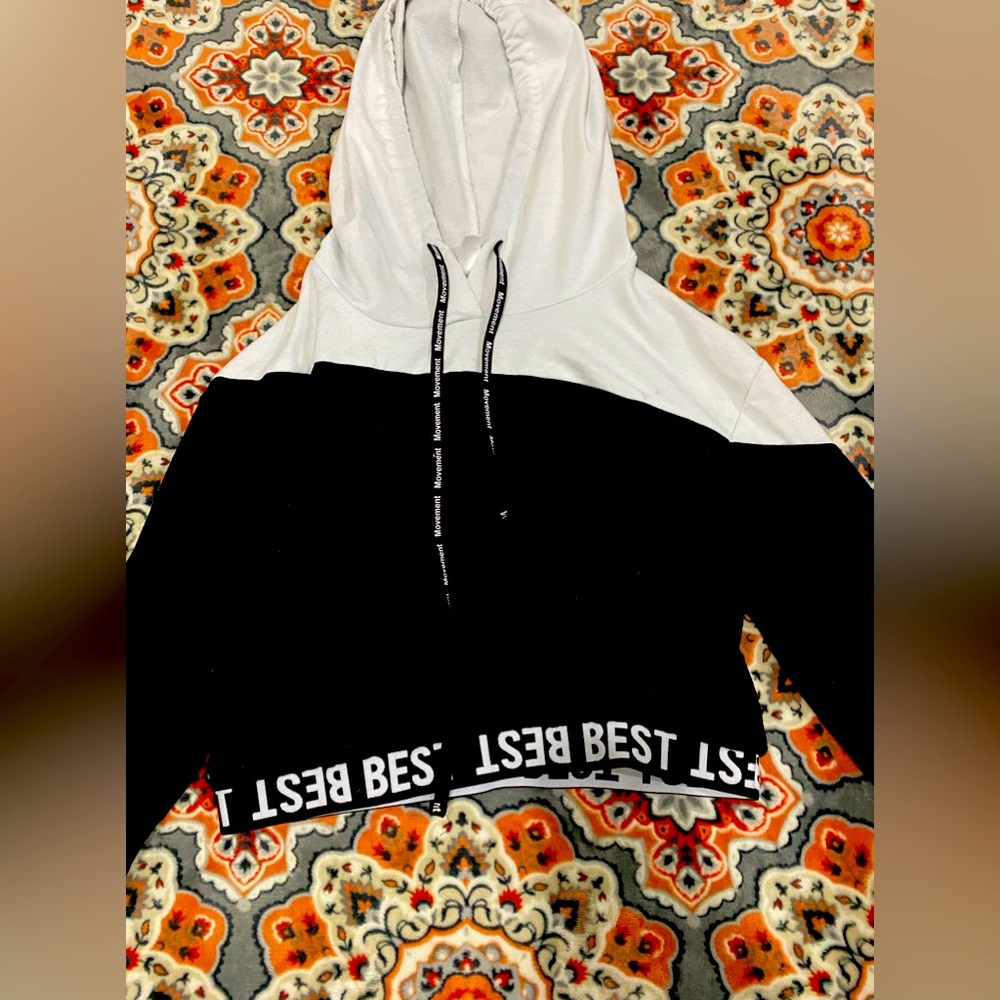 beat movement hoodie/ shirt